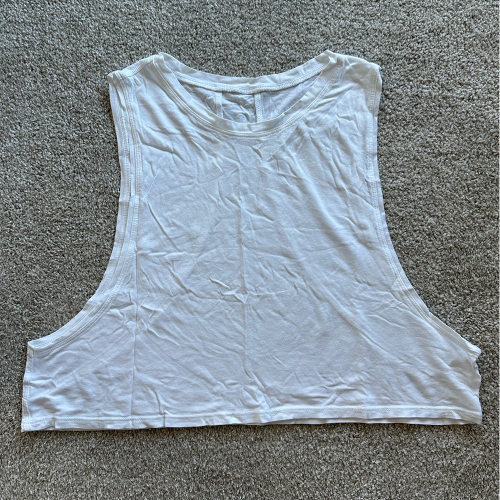 Lululemon Muscle Love crop